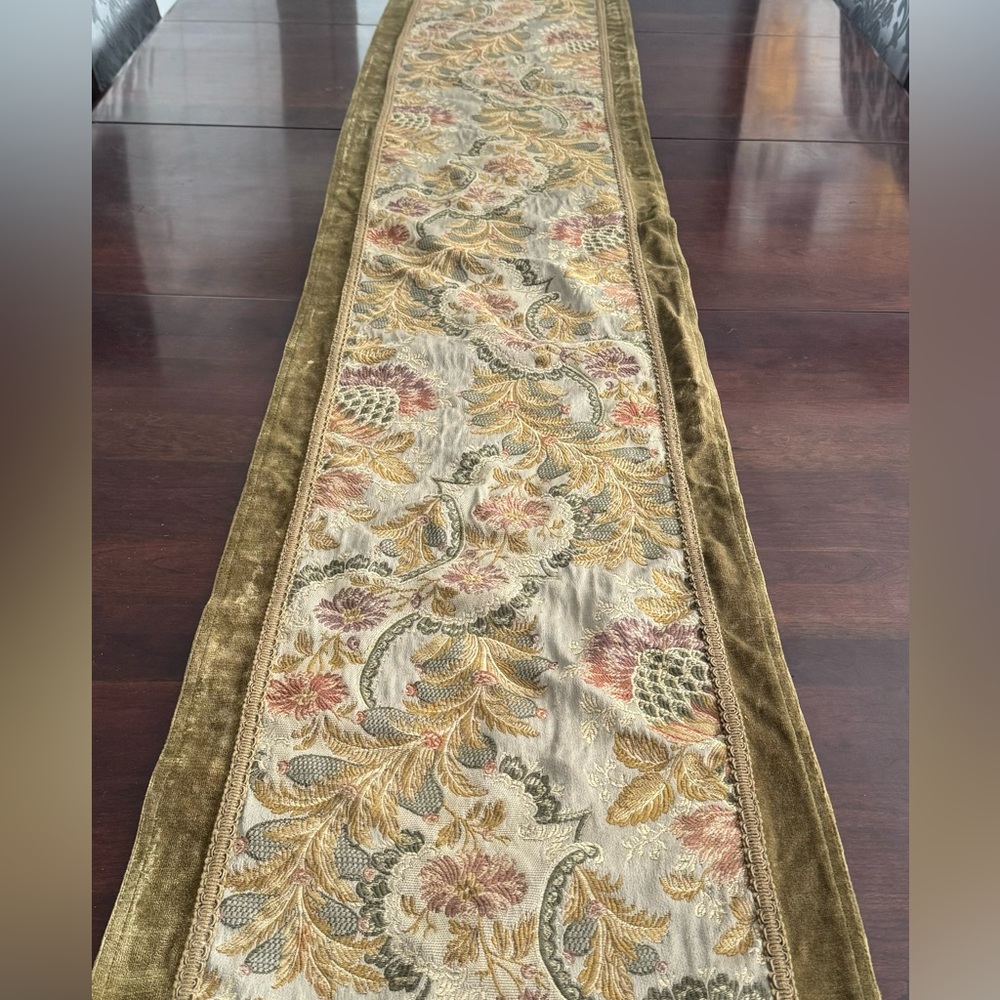 Vintage Table Runner